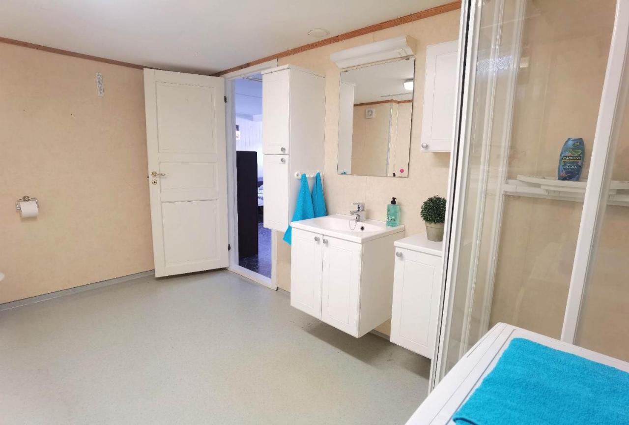Hybel Til Leie Apartment Tvedestrand Bagian luar foto