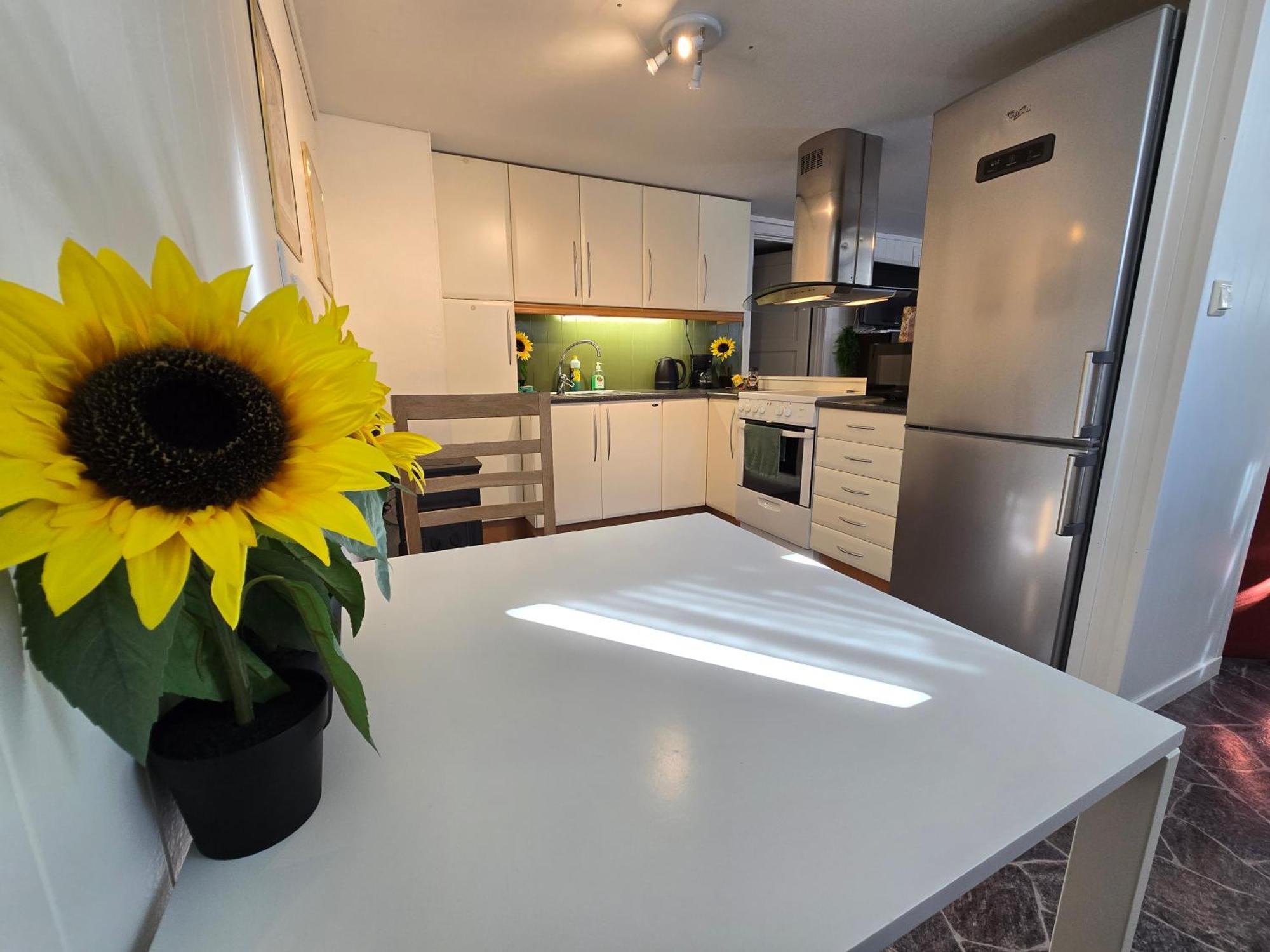 Hybel Til Leie Apartment Tvedestrand Bagian luar foto